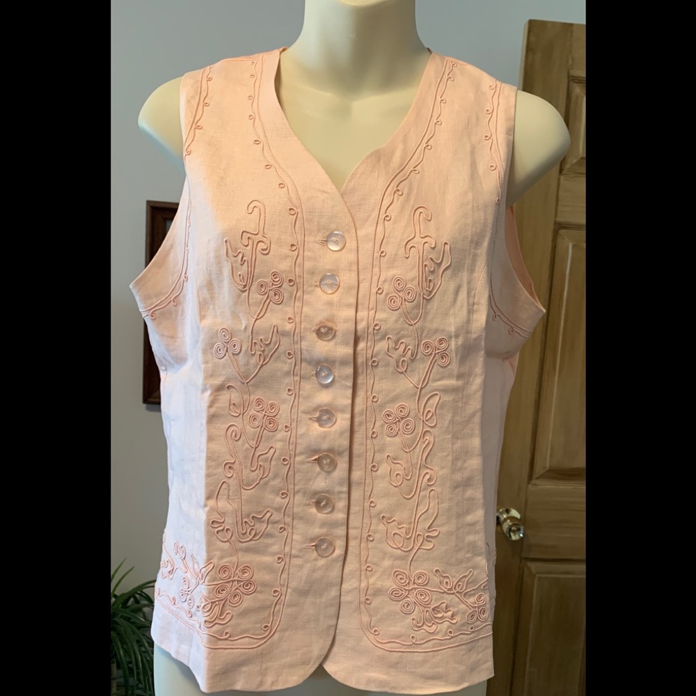 $⤵️ Peach linen Vest top with detail